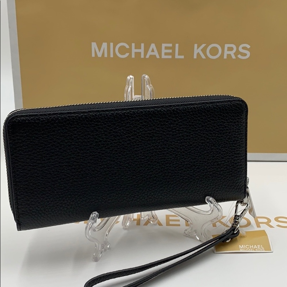 MICHAEL KORS Jet Set Travel Continental PVC Zip - Picture 9 of 13